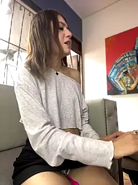 PrettyAmber online show from 4, 10, 2025