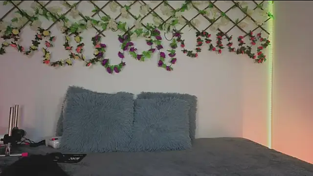 Lolarosesxs online show from 10, 1, 2026