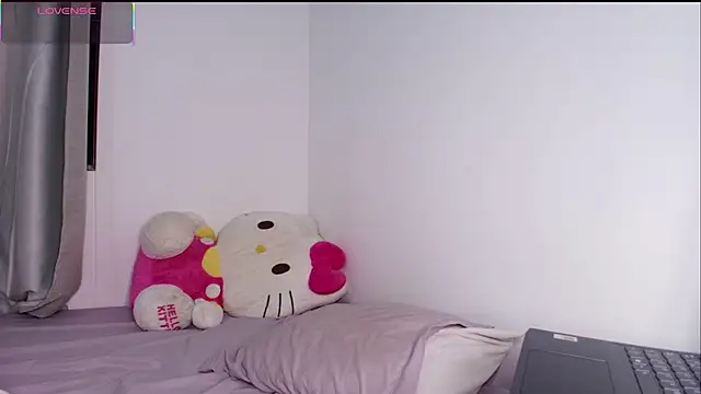 dulceangel   online show from 5, 11, 2025