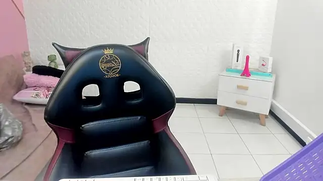 Eva mermaid online show from 19, 3, 2026