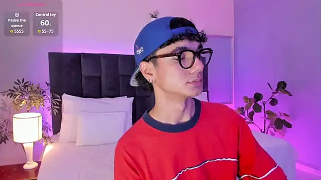 Phillicious   online show from 14, 11, 2025