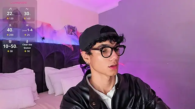 Phillicious   online show from 21, 10, 2025