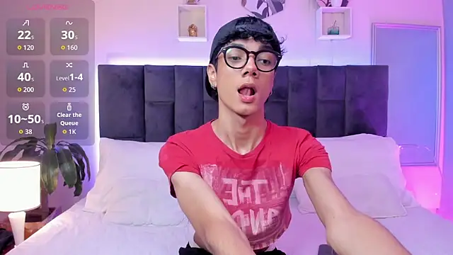 Phillicious   online show from 28, 9, 2025