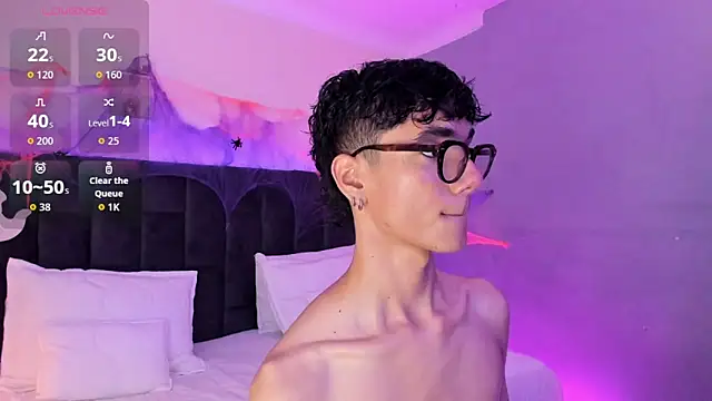 Phillicious   online show from 29, 10, 2025