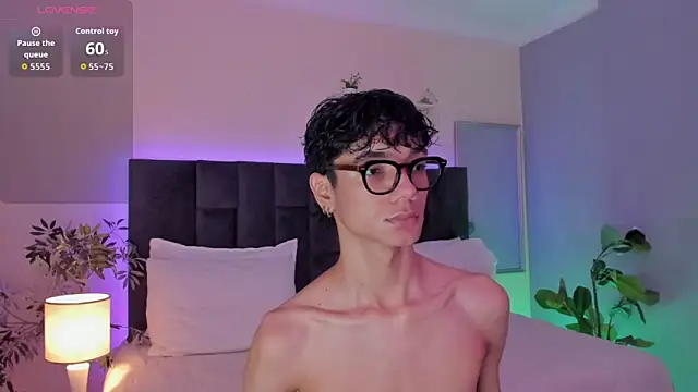 Phillicious   online show from 30, 11, 2025