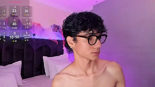 Phillicious   online show from 18, 10, 2025