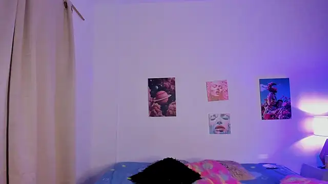 mia purplee online show from 25, 9, 2025