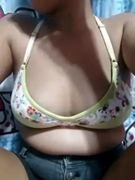 HotNaughtyGirl23 online show from 7, 3, 2026