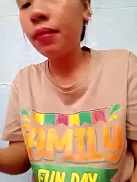 HotNaughtyGirl23 online show from 13, 3, 2026