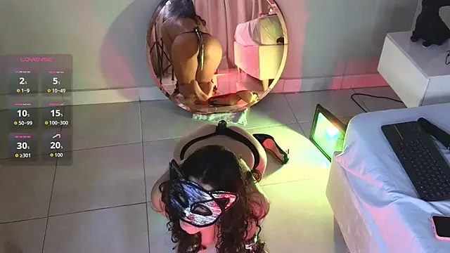 salma falcon online show from 23, 10, 2025