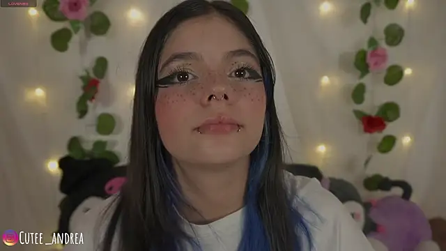 cutee andrea online show from 11, 7, 2026