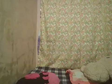 Snapshot of sexymorenal18 chatting on 26, 10, 2025 sexymorenal18 online show from 26, 10, 2025