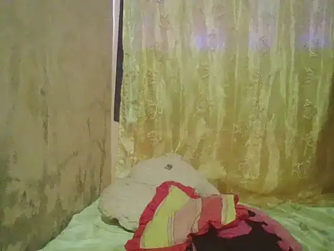 sexymorenal18 online show from 15, 2, 2026