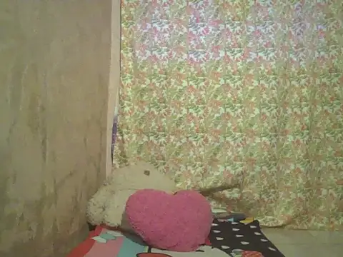 Snapshot of sexymorenal18 chatting on 14, 10, 2025 sexymorenal18 online show from 14, 10, 2025