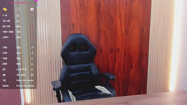 KhateAndersson online show from 10, 11, 2025