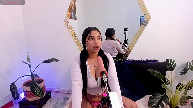 KhateAndersson online show from 3, 4, 2026