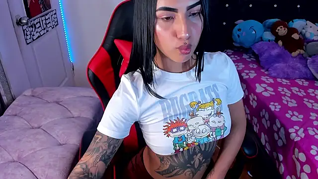 Snapshot of Samanthademonx20_ chatting on 15, 7, 2026 Samanthademonx20 online show from 15, 7, 2026
