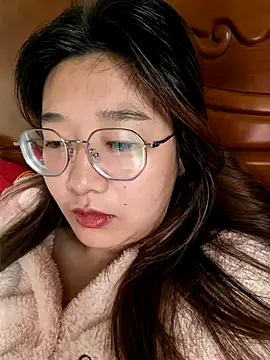 Snapshot of sisi-maiden chatting on 16, 3, 2026 sisi-maiden online show from 16, 3, 2026