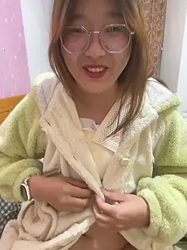 Snapshot of sisi-maiden chatting on 19, 3, 2026 sisi-maiden online show from 19, 3, 2026