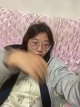 Snapshot of sisi-maiden chatting on 31, 3, 2026 sisi-maiden online show from 31, 3, 2026