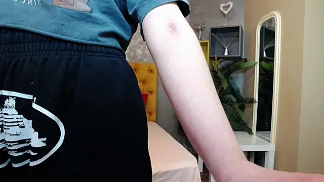 DashaFlame online show from 2, 4, 2026