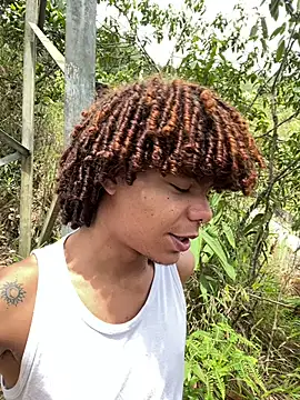 Alexis Spicter online show from 8, 9, 2025