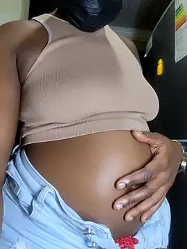 Snapshot of malaika1999 chatting on 15, 9, 2025 malaika1999 online show from 15, 9, 2025