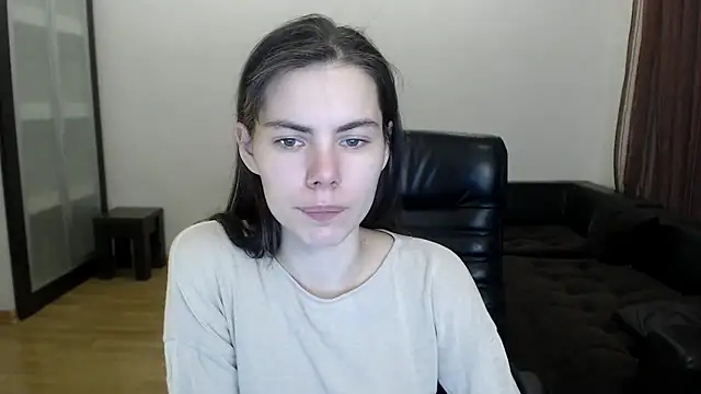 Snapshot of AmelieReve chatting on 20, 10, 2025 AmelieReve online show from 20, 10, 2025