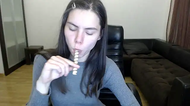 Snapshot of AmelieReve chatting on 27, 10, 2025 AmelieReve online show from 27, 10, 2025