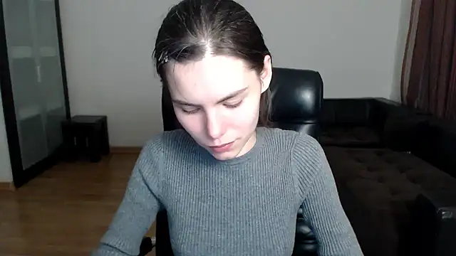 Snapshot of AmelieReve chatting on 25, 9, 2025 AmelieReve online show from 25, 9, 2025