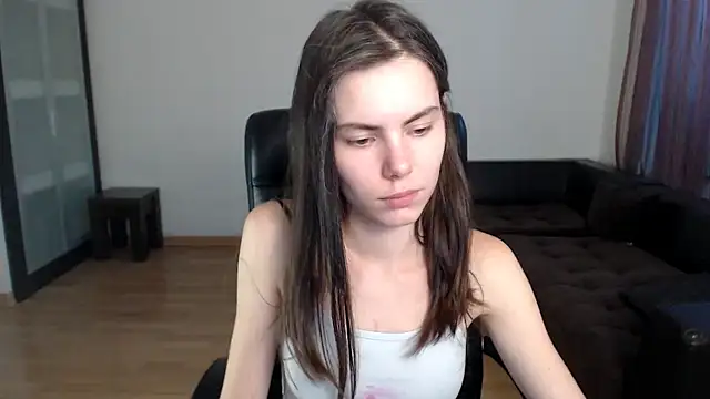 Snapshot of AmelieReve chatting on 5, 10, 2025 AmelieReve online show from 5, 10, 2025