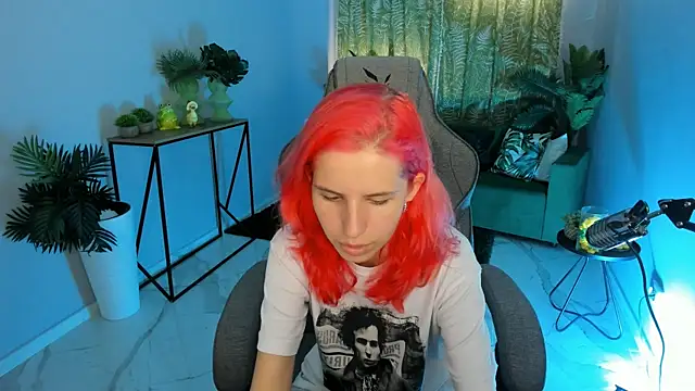 NitaNihil online show from 11, 9, 2025