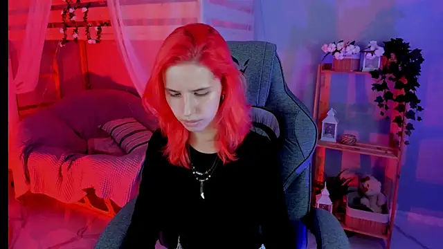 NitaNihil online show from 8, 9, 2025