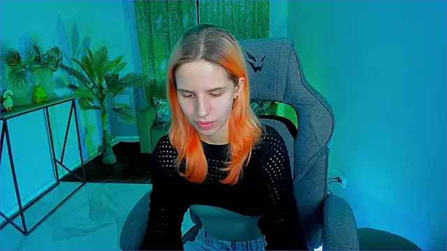 NitaNihil online show from 1, 12, 2025