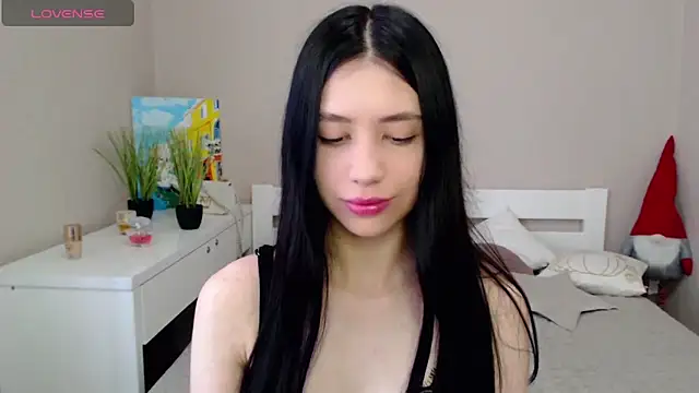SelinLi online show from 25, 5, 2026