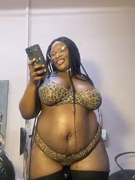 CurvyCocoxxx online show from 3, 6, 2026