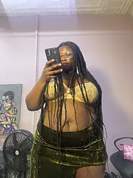 CurvyCocoxxx online show from 4, 6, 2026