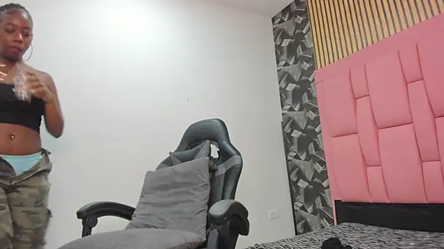 Snapshot of alice_rouusse chatting on 16, 9, 2025 alice rouusse online show from 16, 9, 2025