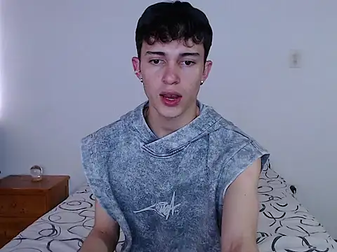 john vichenso online show from 6, 4, 2026