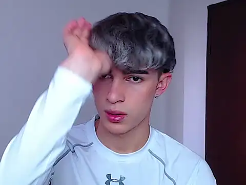 john vichenso online show from 8, 10, 2025