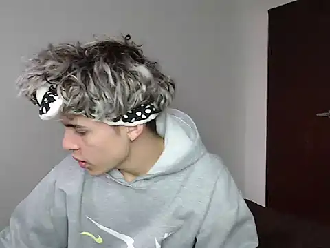 john vichenso online show from 21, 10, 2025