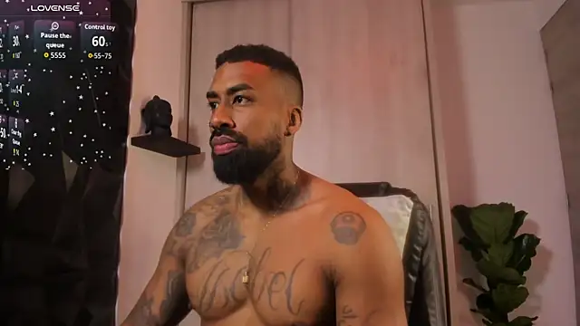 OstinDaniels online show from 1, 6, 2026