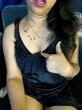 Sexy juhee online show from 14, 4, 2026