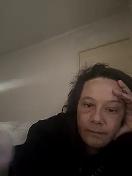 Snapshot of zeousseelphie chatting on 27, 9, 2025 zeousseelphie online show from 27, 9, 2025