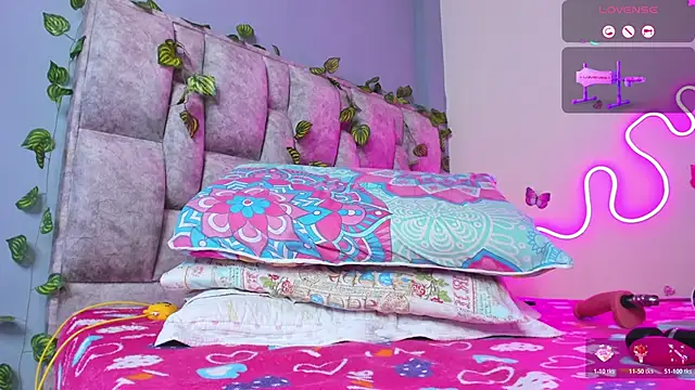 Alhara Luna online show from 1, 11, 2025