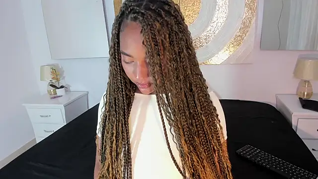 Michelle Lewis  online show from 13, 4, 2026