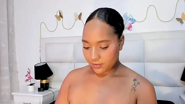 Snapshot of Michelle_Lewis_ chatting on 17, 6, 2026 Michelle Lewis online show from 17, 6, 2026