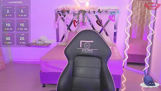 ZURY TAY online show from 5, 10, 2025