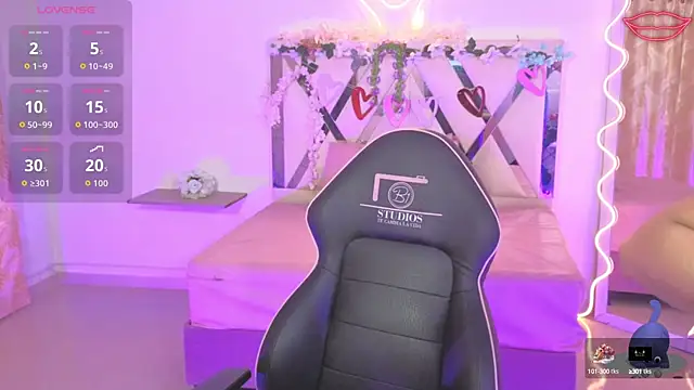 ZURY TAY online show from 6, 10, 2025