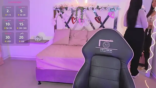 ZURY TAY online show from 7, 10, 2025